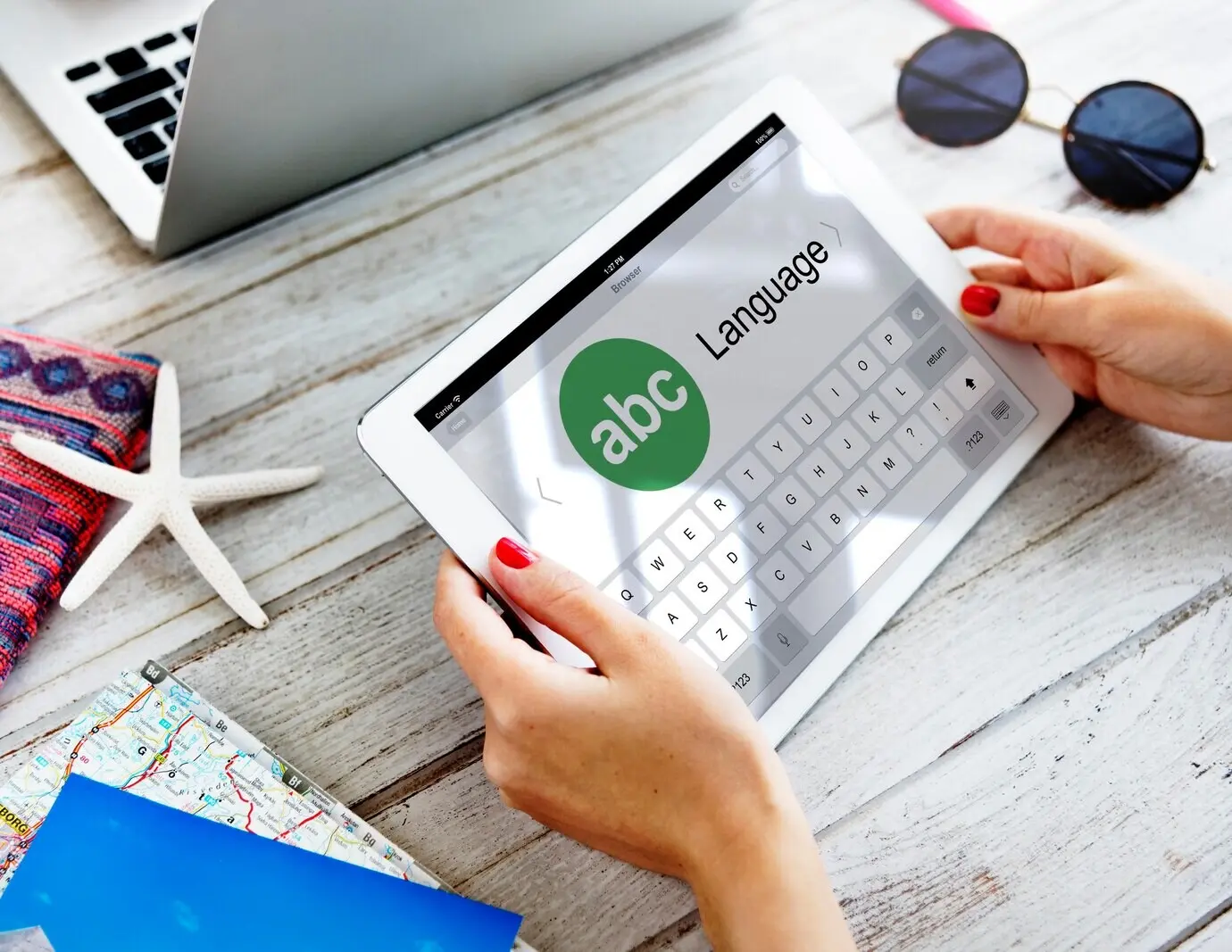 Пожалуйста, пришлите исходное описание, которое нужно перефразировать на русском.